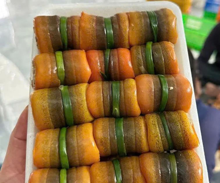 Lươn cuộn thịt