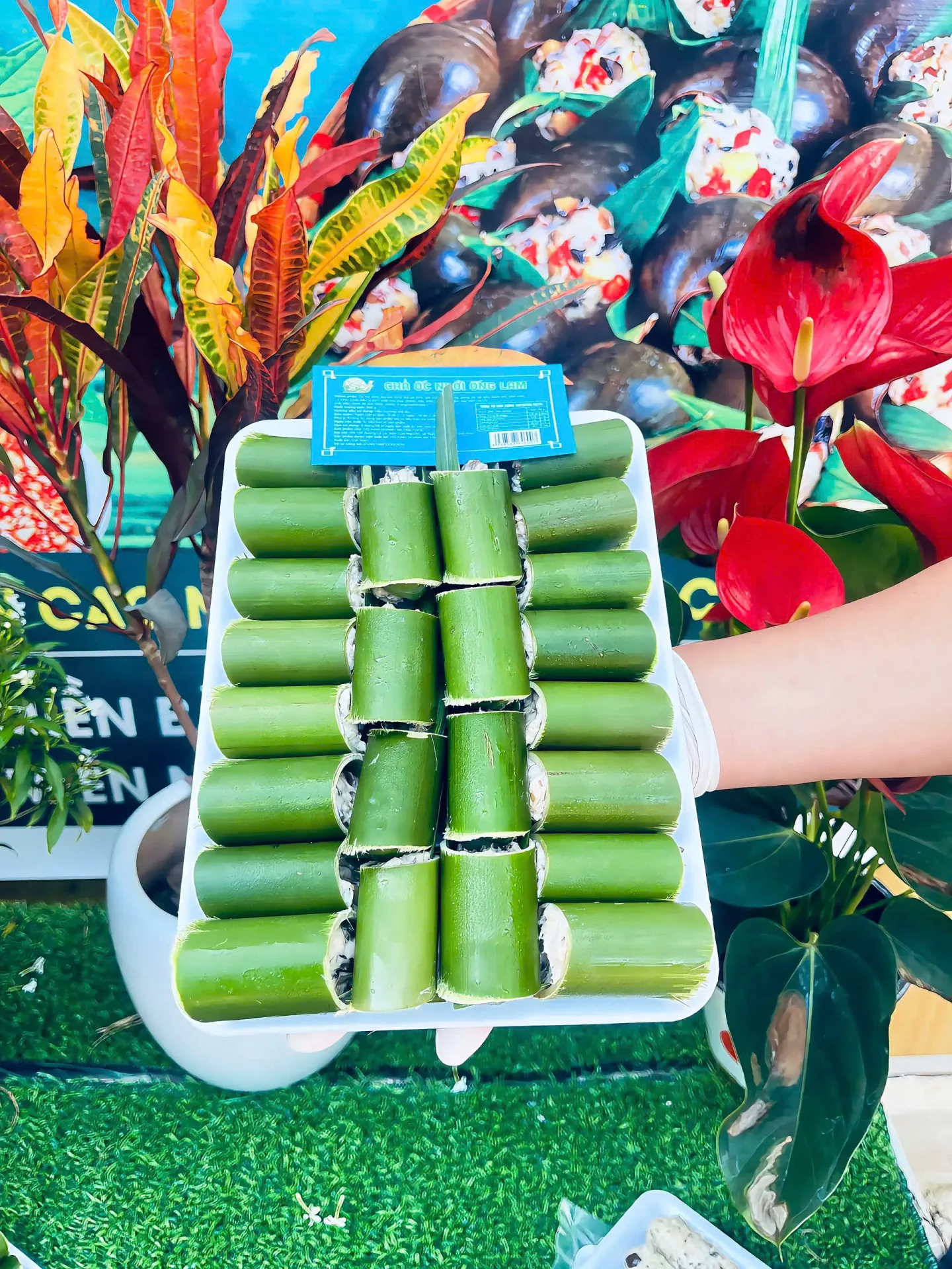 Với phương châm "Ngon từ thịt – Giòn từ ốc" cùng cam kết "Sạch ngon – An toàn – Tiện lợi",